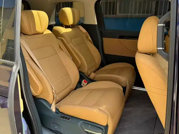 GAC Trumpchi E8 PHEV 2024
