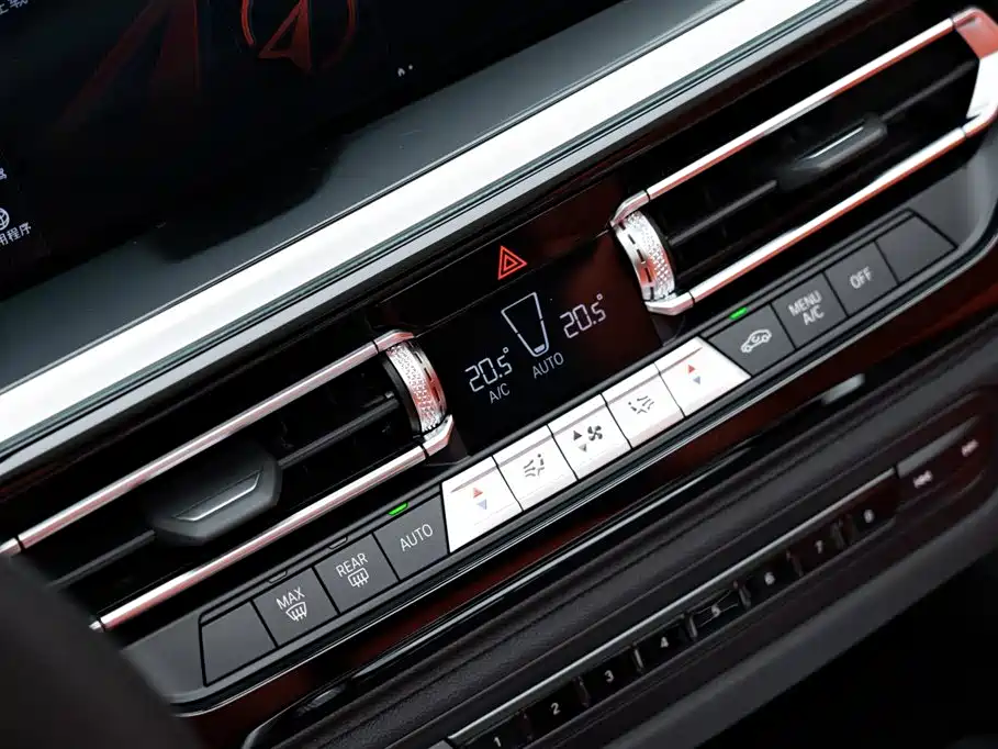 BMW Z4 2025 — фото 16