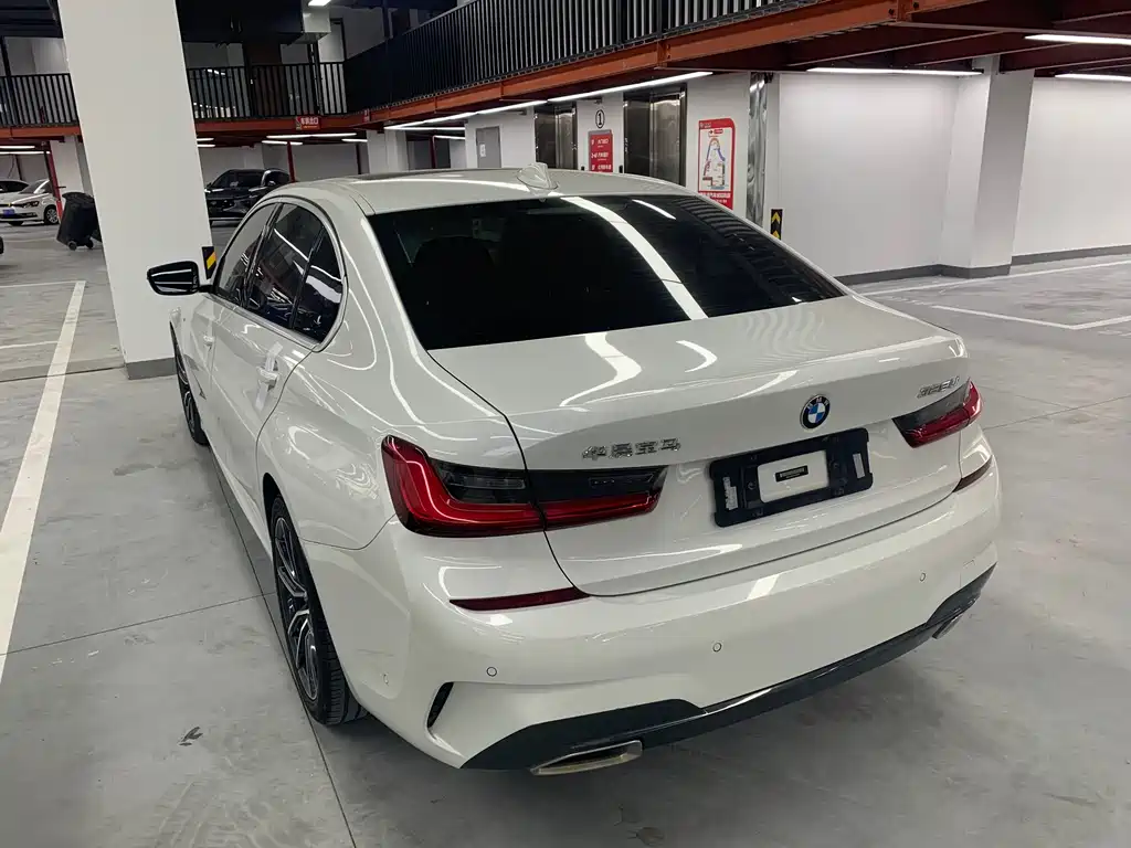 BMW 3 Series 2020 — фото 10