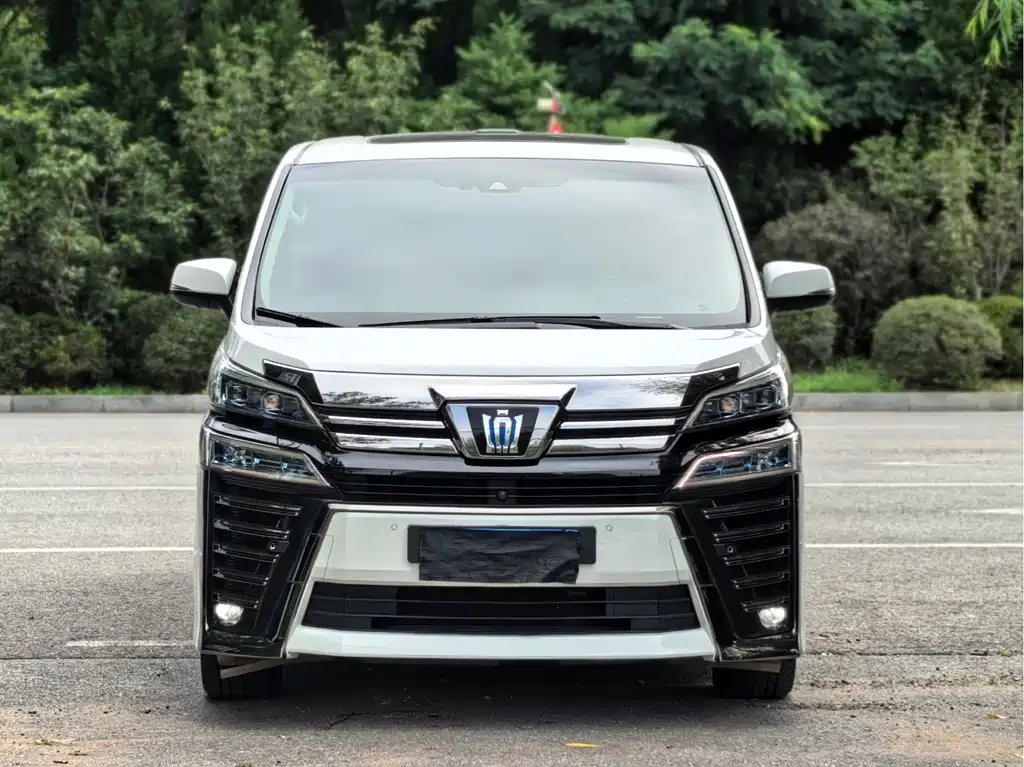 Toyota Vellfire 2021 — фото 2