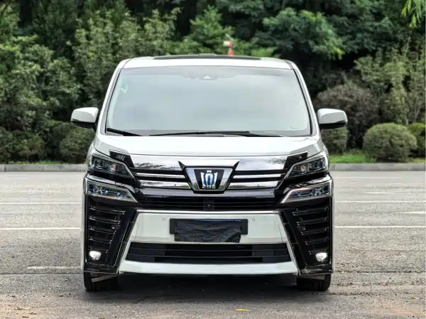 Toyota Vellfire 2021