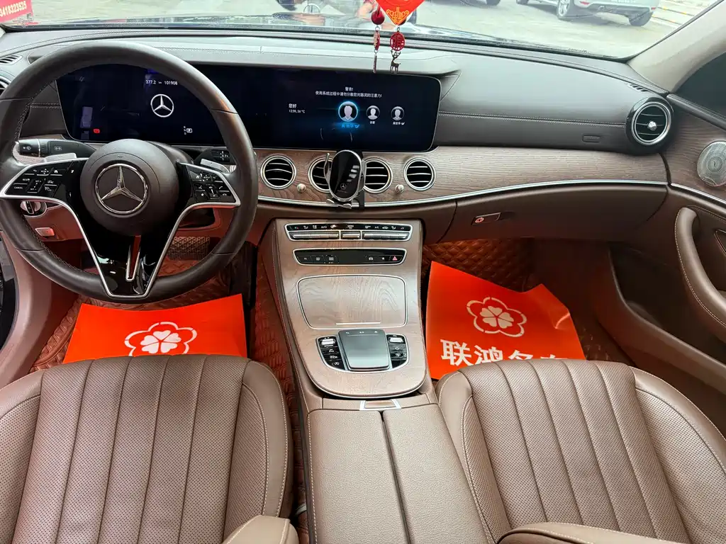 Mercedes-Benz E-Class 2022 — фото 6