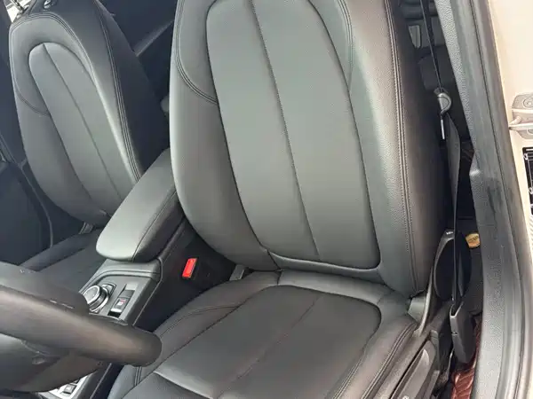 BMW 1 Series 2022