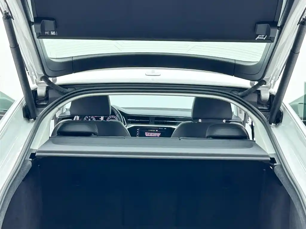Audi A7 2020 — фото 26