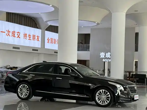 Cadillac CT6 2018