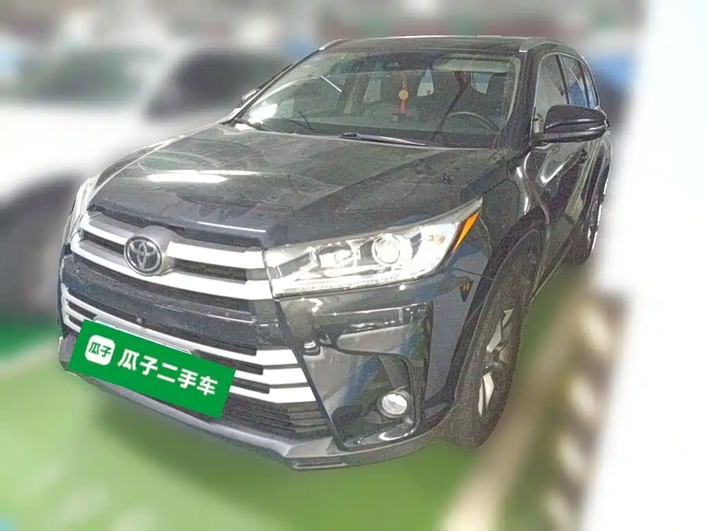 Toyota Highlander 2019 — фото 1
