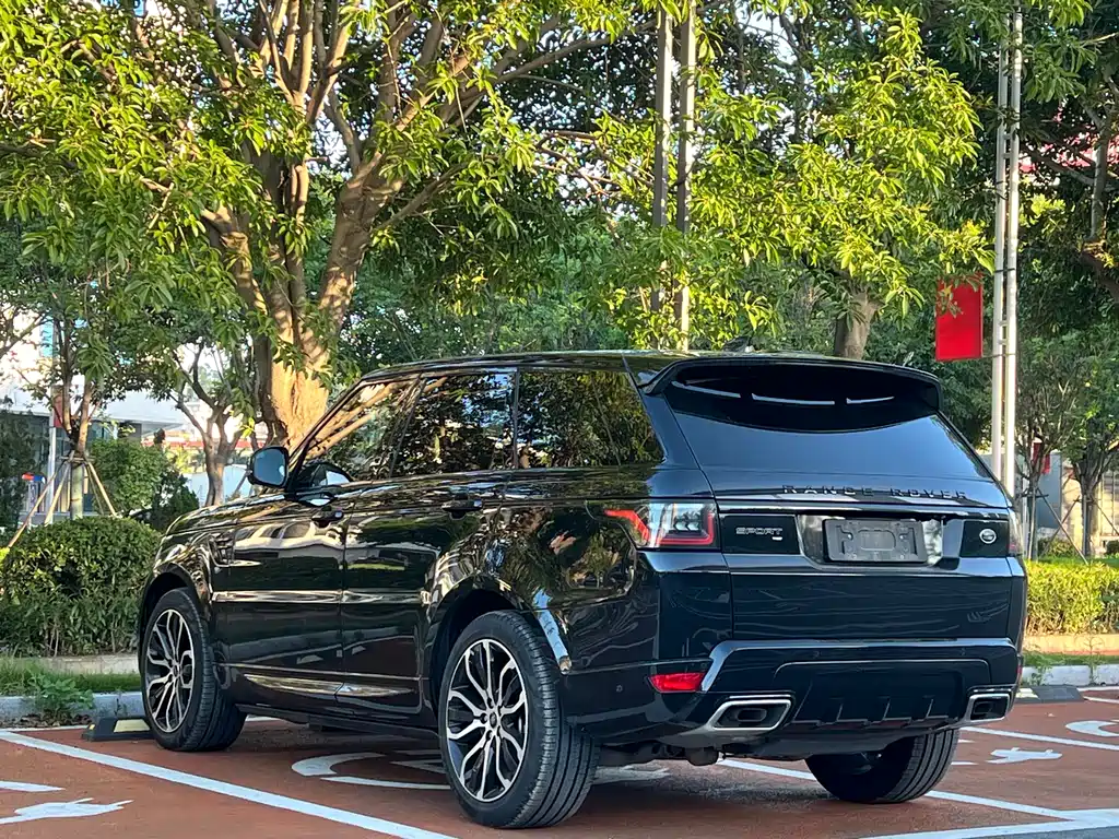 Land Rover Sport 2021