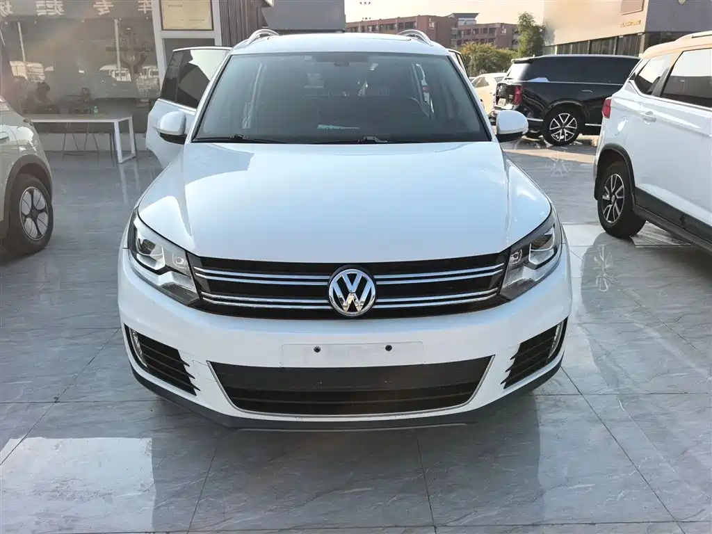 Volkswagen Tiguan 2015 — фото 8