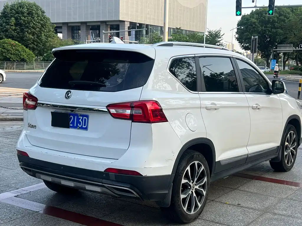 Fengxing X5 2018 — фото 4