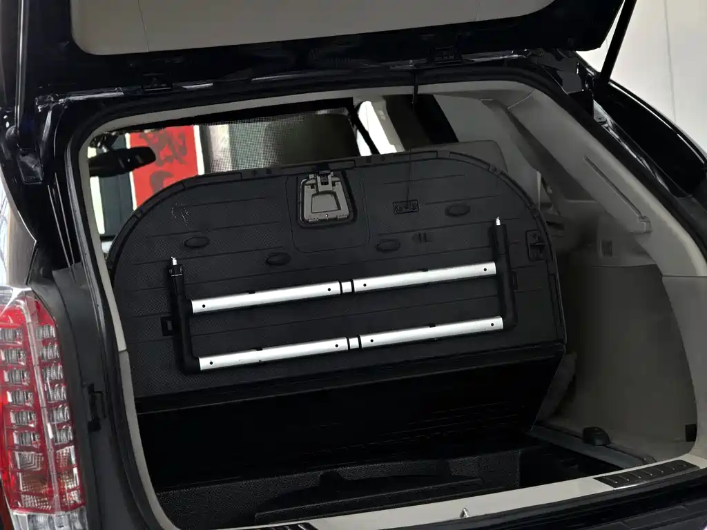 Cadillac SRX 2013 — фото 13