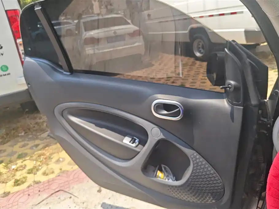 smart Fortwo 2016 — фото 7