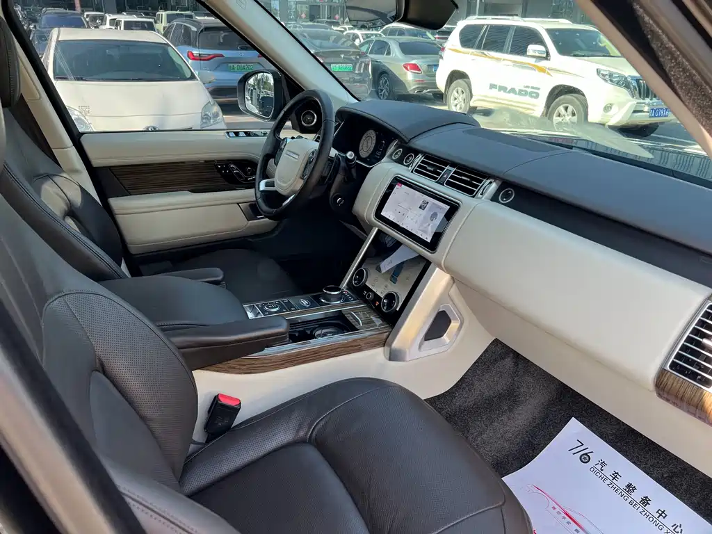 Land Rover Range Rover 2019 — фото 10