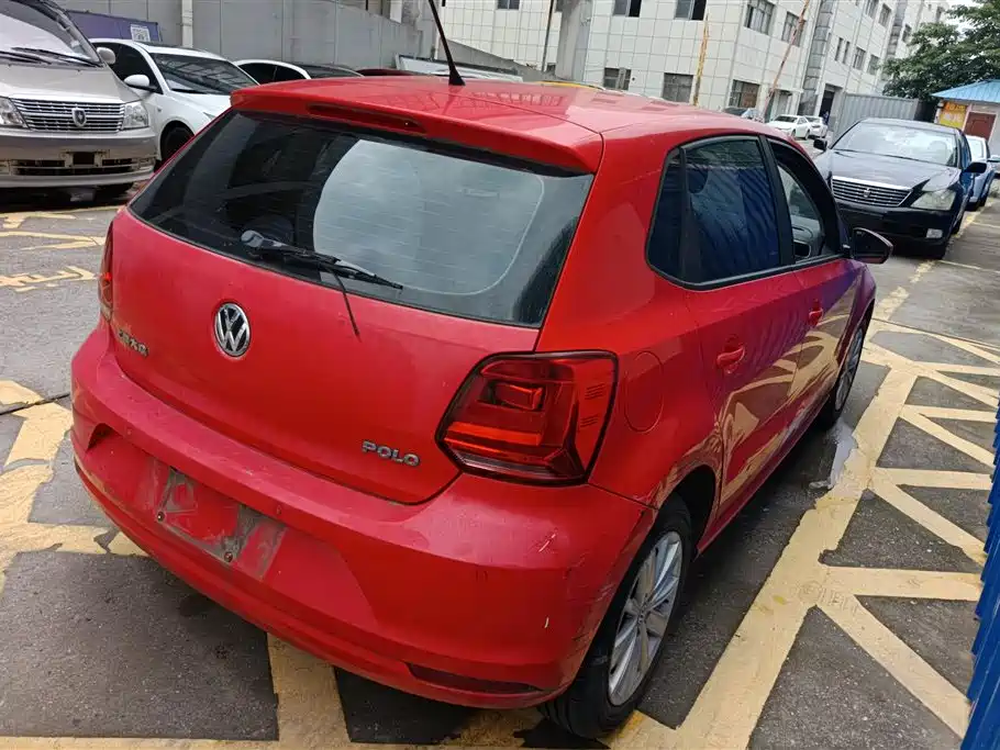 Volkswagen Polo 2015