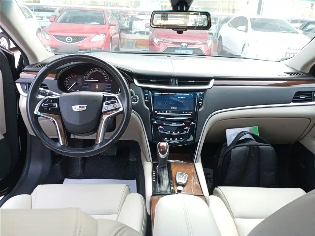 Cadillac XTS 2018 — фото 10
