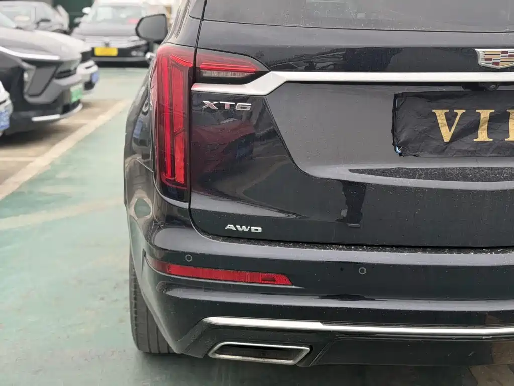 Cadillac XT6 2019 — фото 15