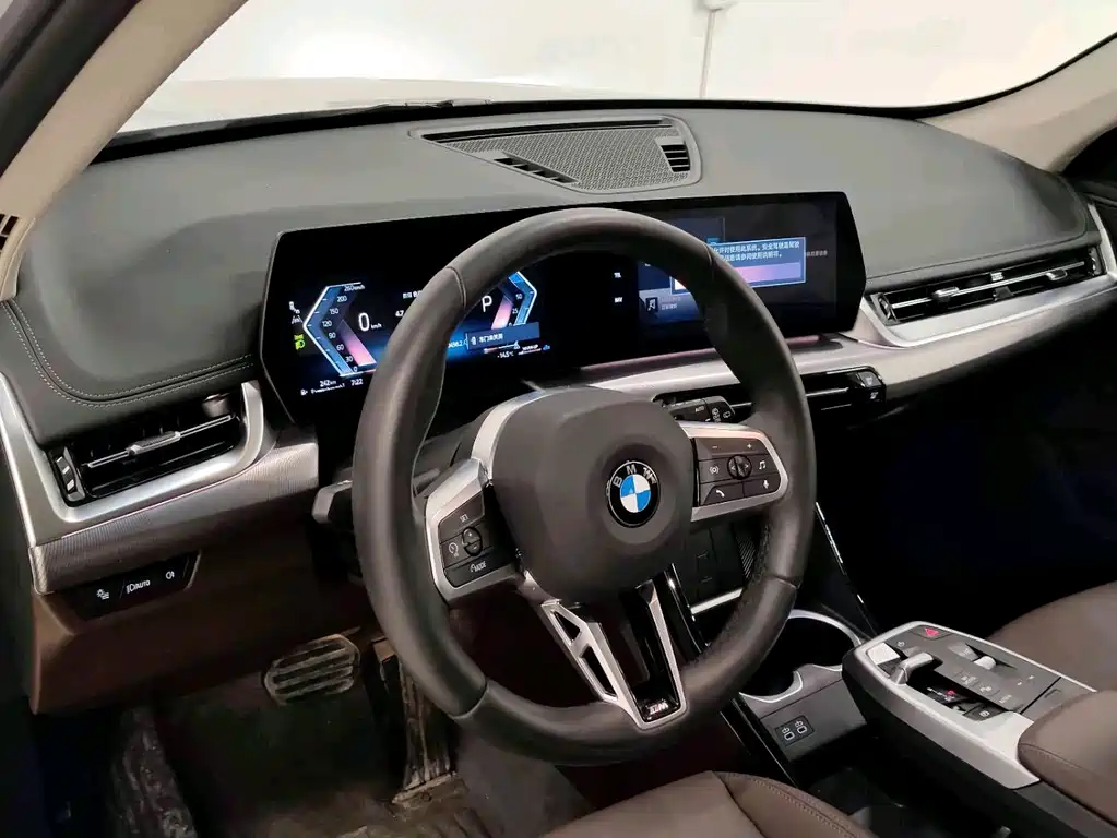 BMW X1 2025 — фото 3