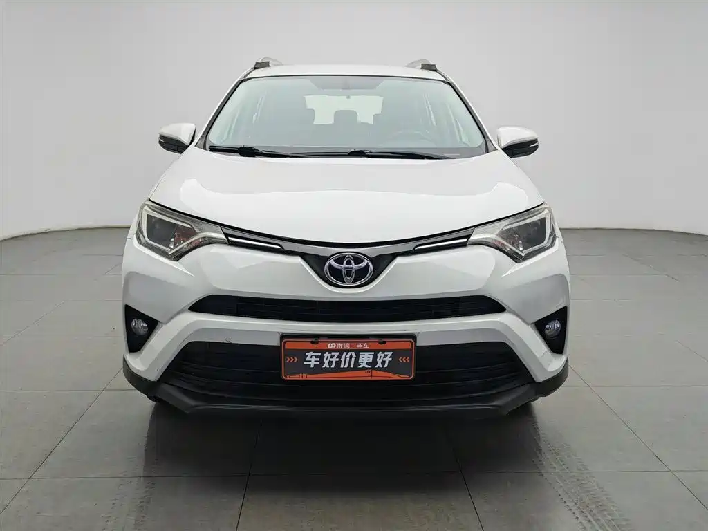 Toyota RAV4 2017