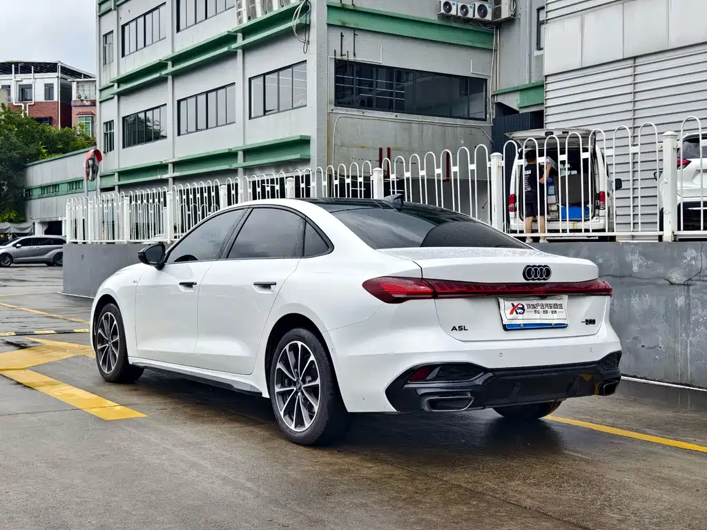 Audi A5L 2025 — фото 5