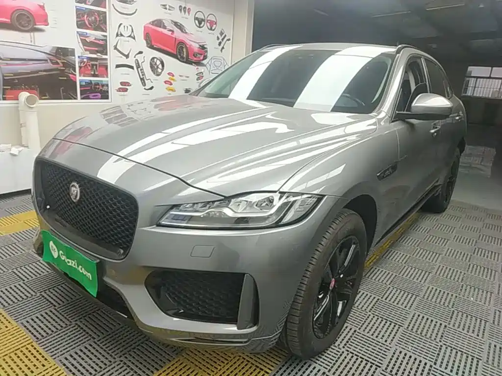 Jaguar F-PACE 2020