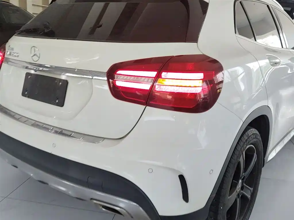 Mercedes-Benz GLA 2019 — фото 24