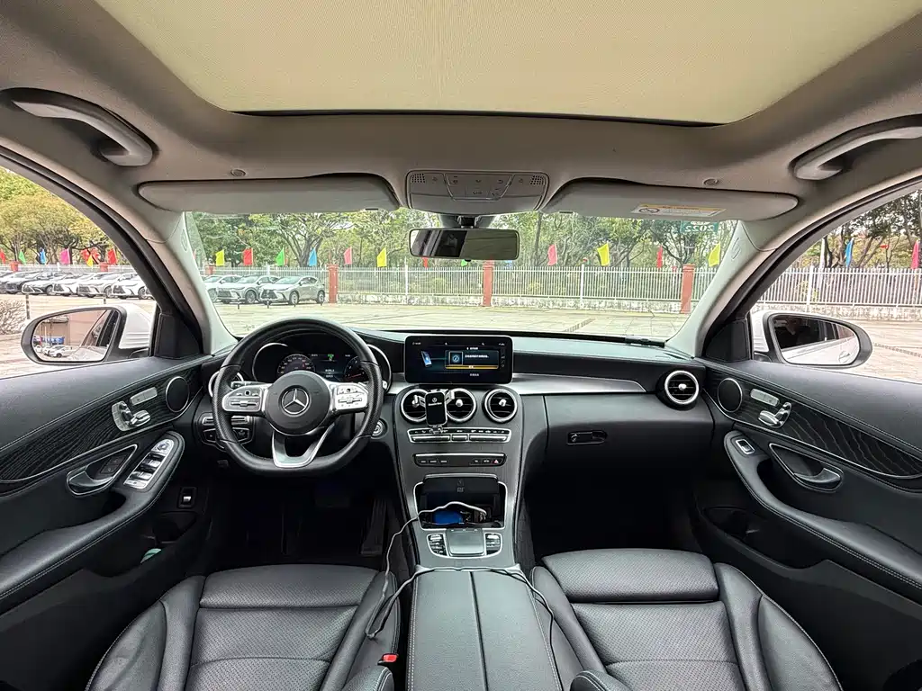 Mercedes-Benz C-Class 2020 — фото 9