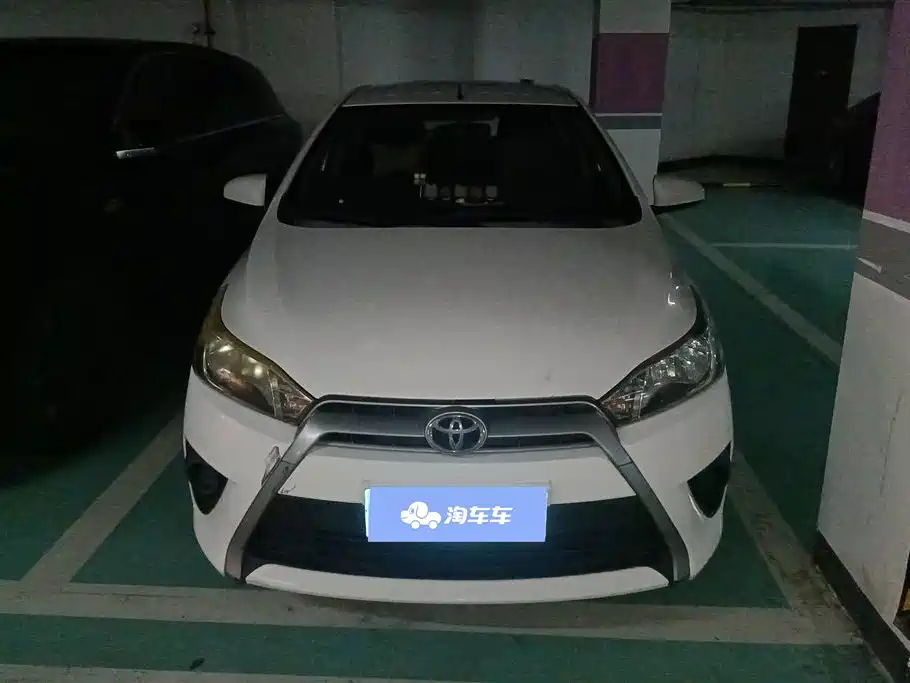 Toyota Yaris L 2014