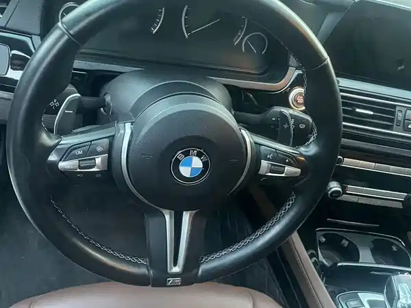 BMW 7 Series 2010