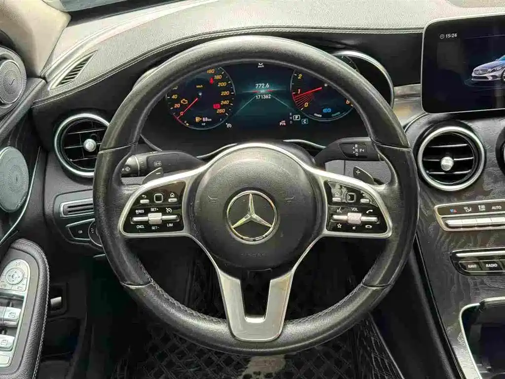 Mercedes-Benz C-Class 2019