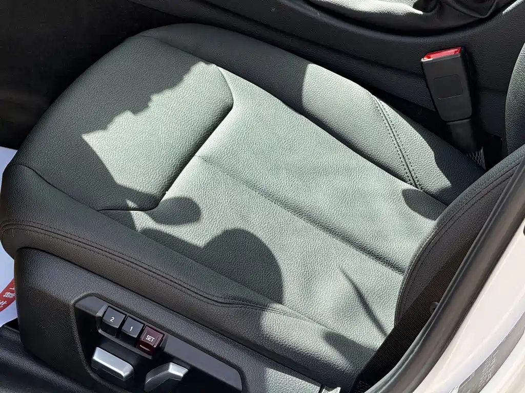 BMW 3 Series 2016 — фото 17