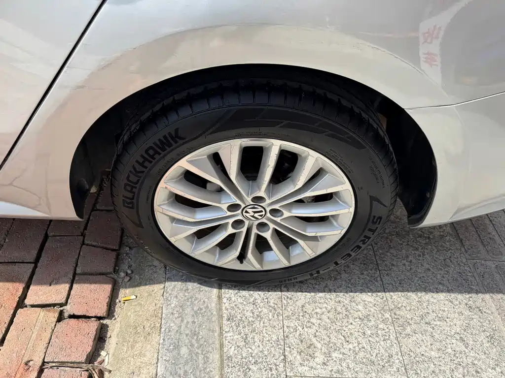 Volkswagen Gran Lavida 2015 — фото 12