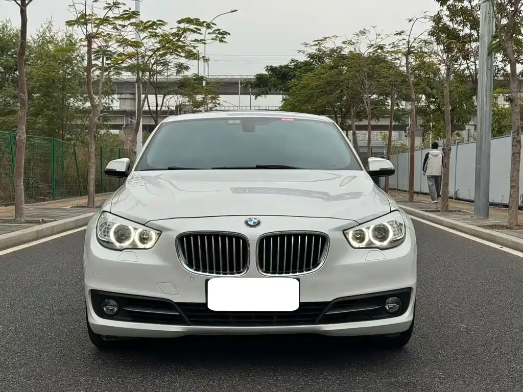 BMW 5 Series GT 2015 — фото 2
