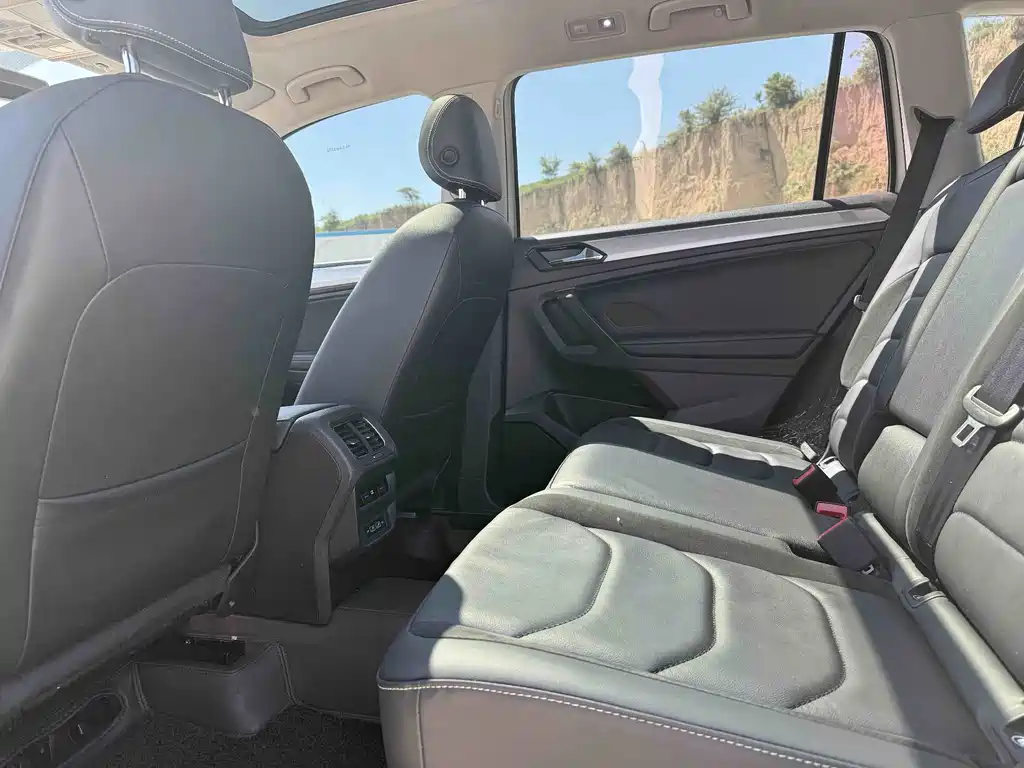 Volkswagen Tiguan L 2019 — фото 6