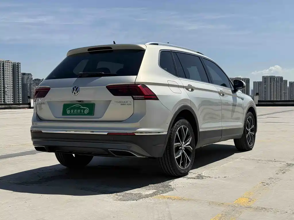 Volkswagen Tiguan L 2019 — фото 9