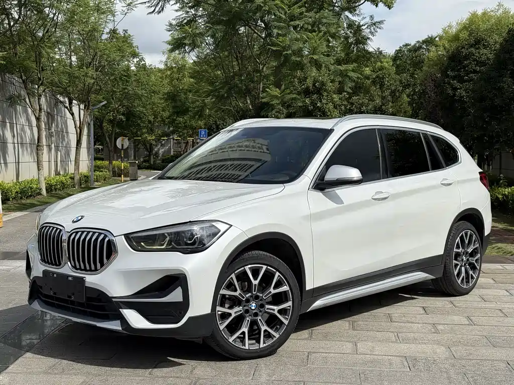 BMW X1 2020 — фото 1