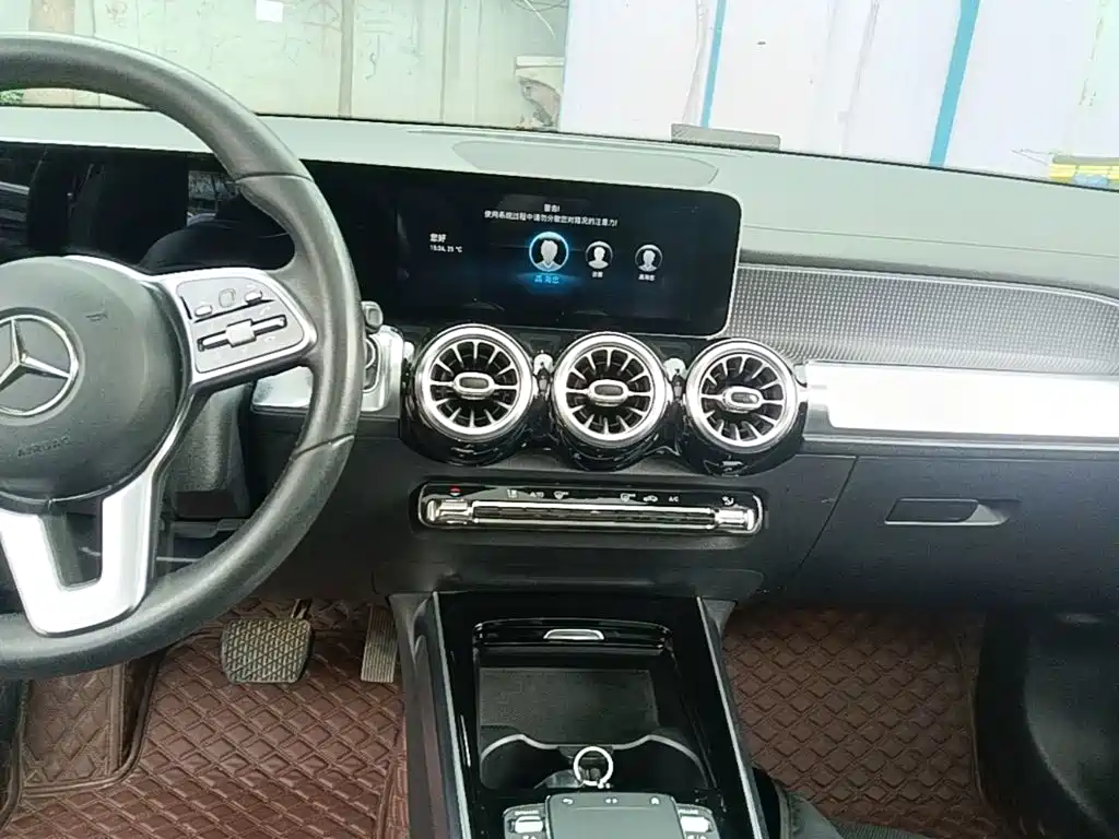 Mercedes-Benz GLB 2020 — фото 13
