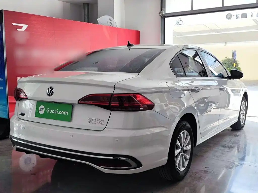 Volkswagen Bora 2024