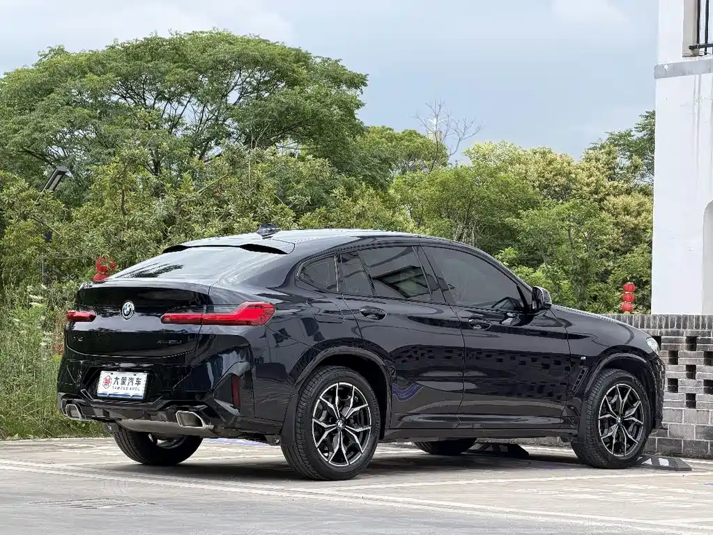 BMW X4 2024 — фото 13