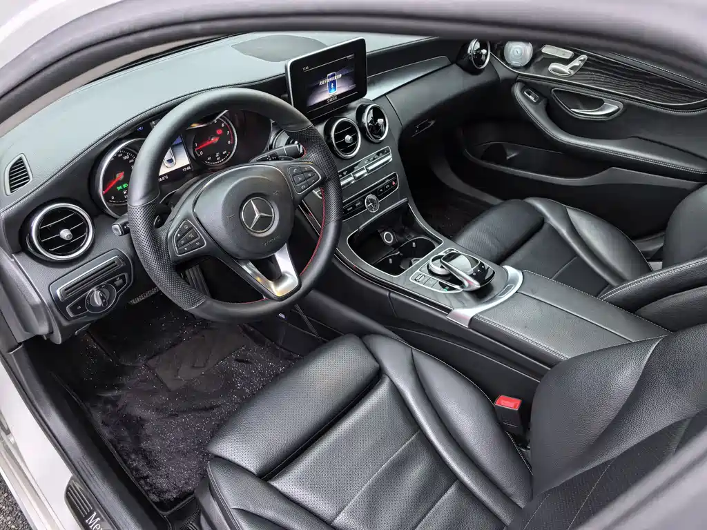 Mercedes-Benz C-Class 2018 — фото 4