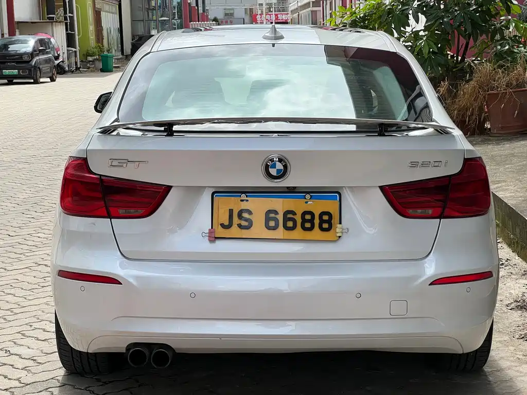 BMW 3 Series GT 2019 — фото 10