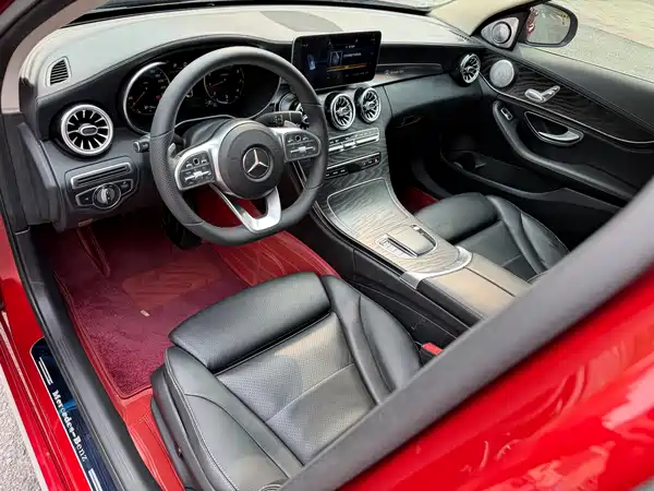 Mercedes-Benz C-Class 2020