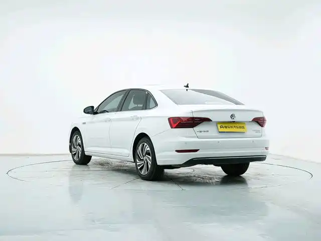 Volkswagen Sagitar 2022