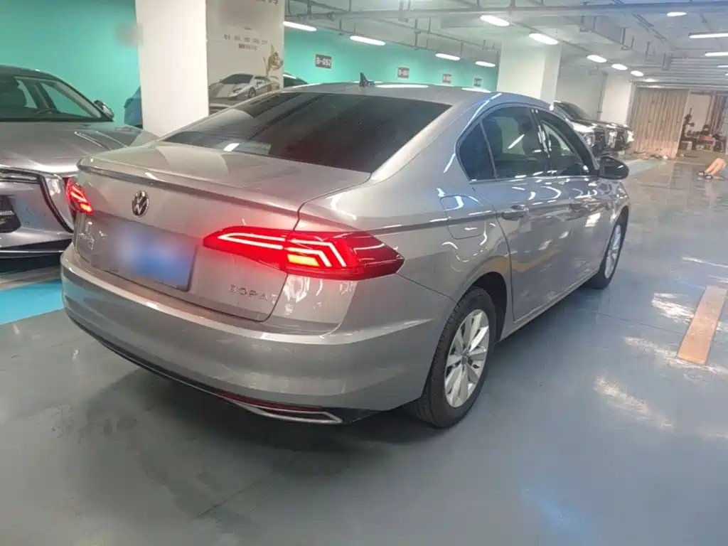 Volkswagen Bora 2021