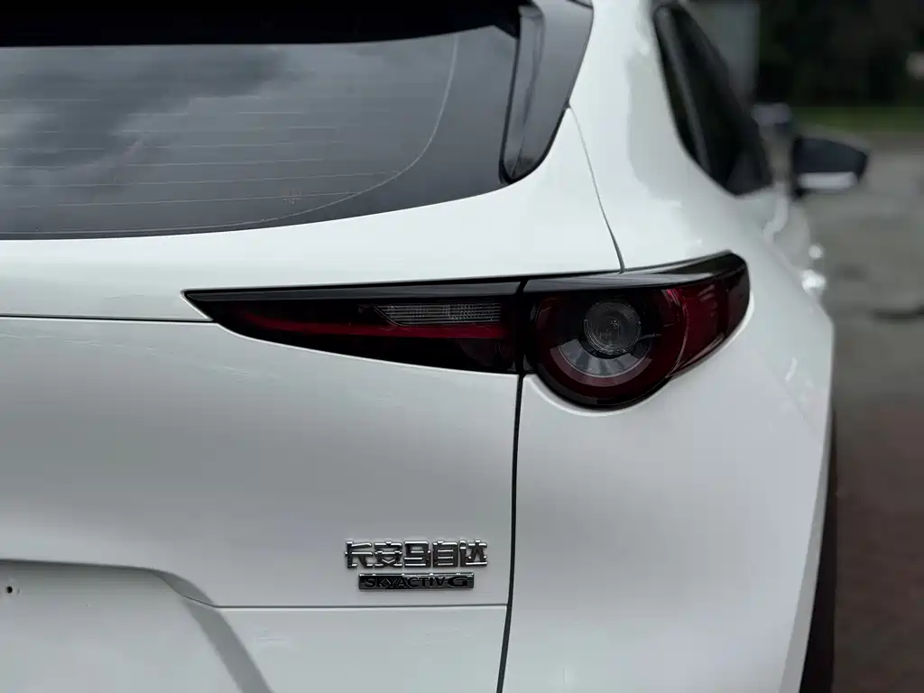 Mazda CX-30 2021 — фото 12