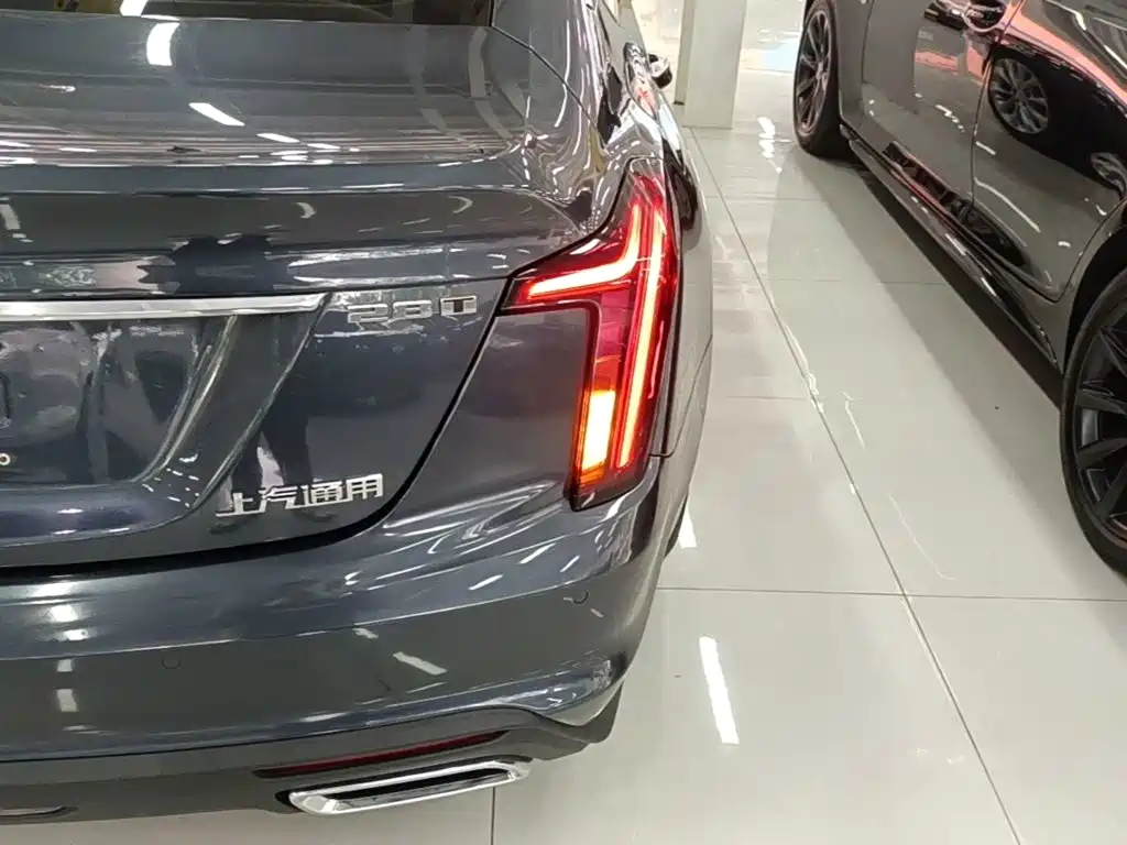 Cadillac CT5 2021 — фото 8