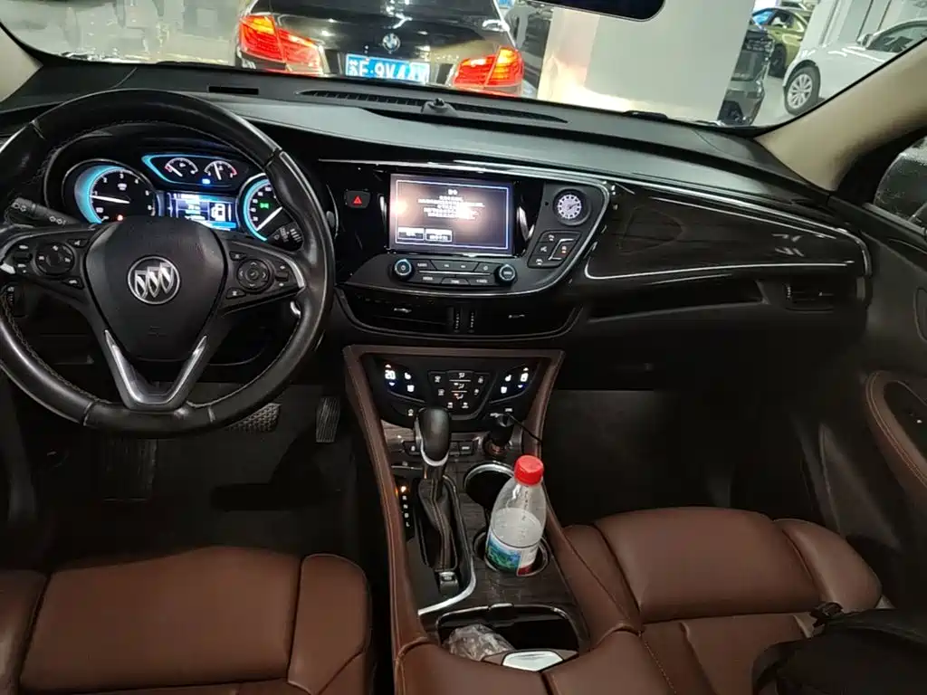 Buick Envision Plus 2017 — фото 14