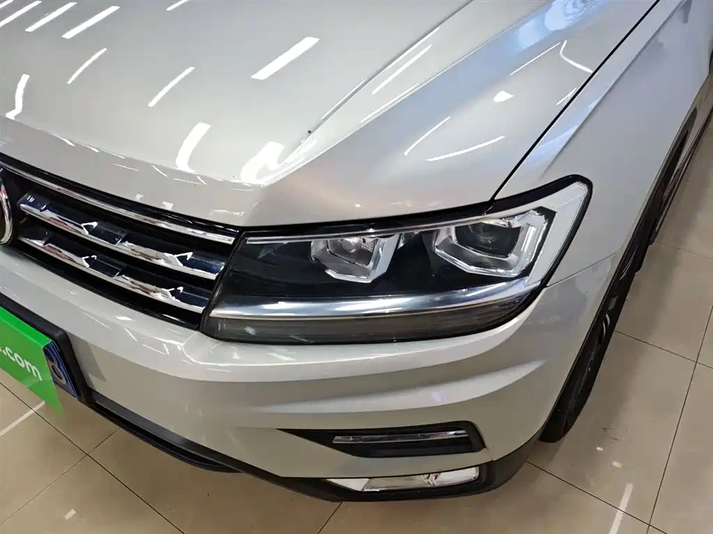 Volkswagen Tiguan L 2021 — фото 24