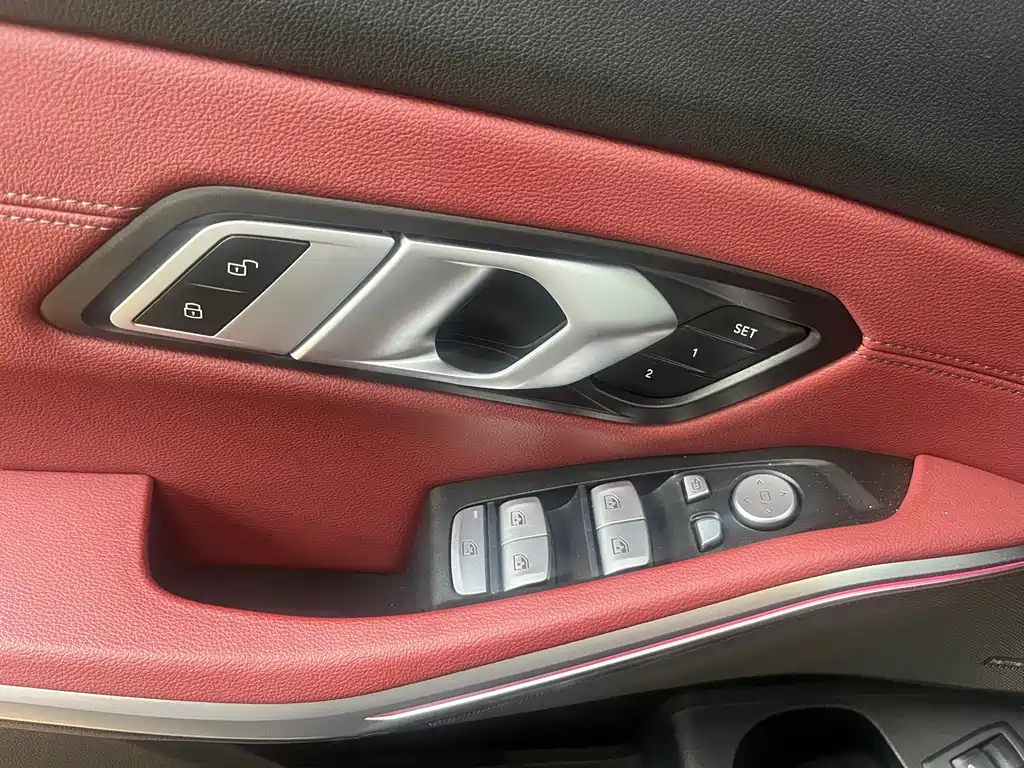BMW 3 Series 2023 — фото 15