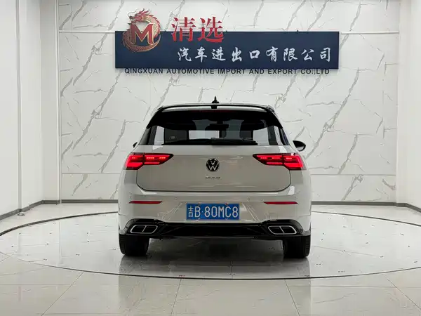 Volkswagen Golf 2023