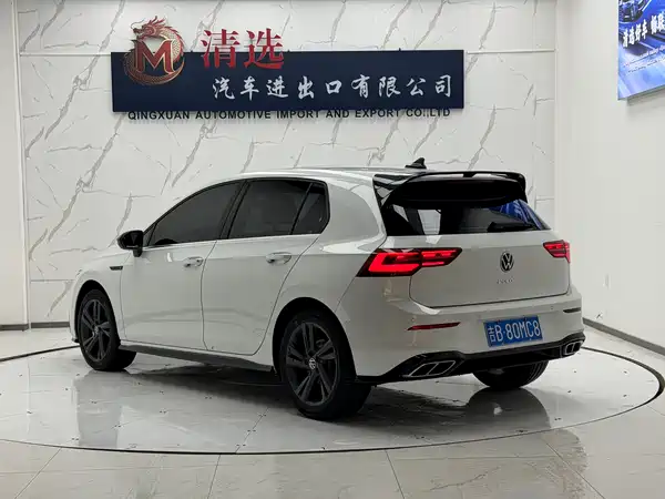 Volkswagen Golf 2023