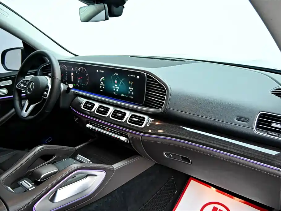 Mercedes-Benz GLS 2021 — фото 16